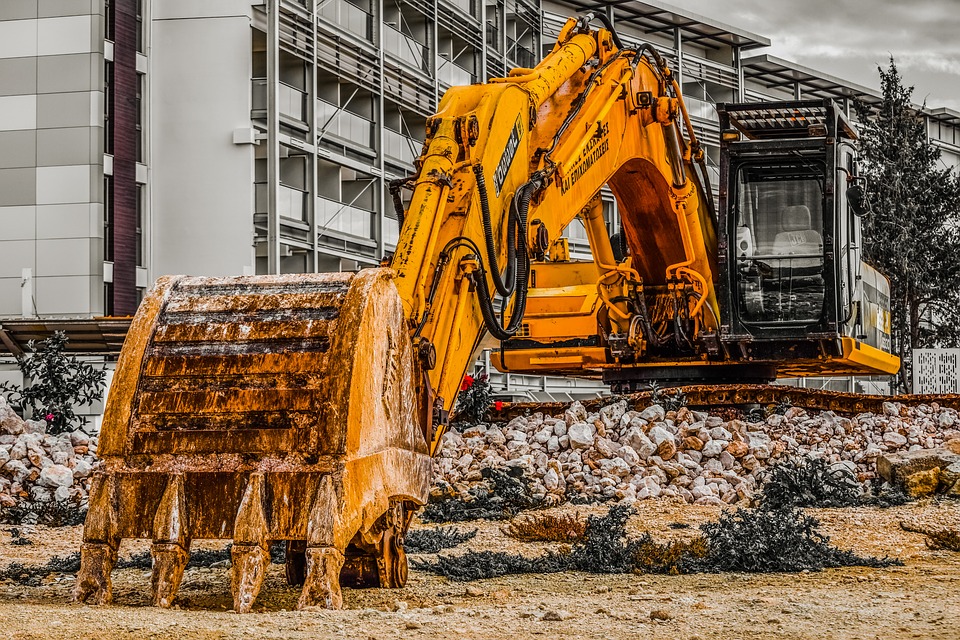 real-time data with construction equipment scheduling software